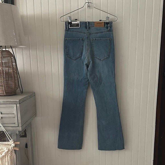 New! Stradivarius Blue Flare Jeans sz 4 - Picture 13 of 17